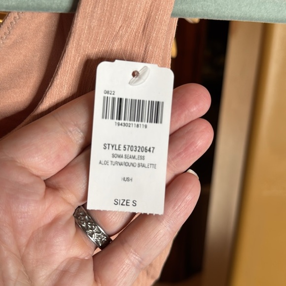 NWT Soma Soma Seamless Aloe Turnaround Bralette - Tan Size Small - Picture 3 of 5